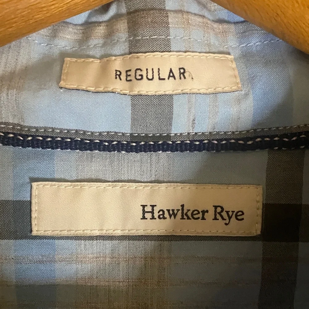 Hawker Rye casual button